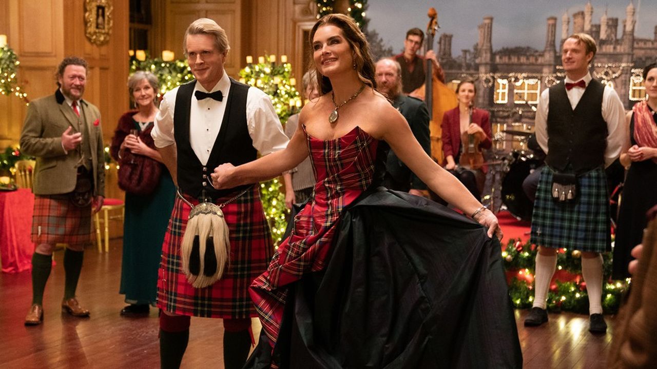 Cary Elwes et Brooke Shields dans «Un château pour Noël», sur Netflix.