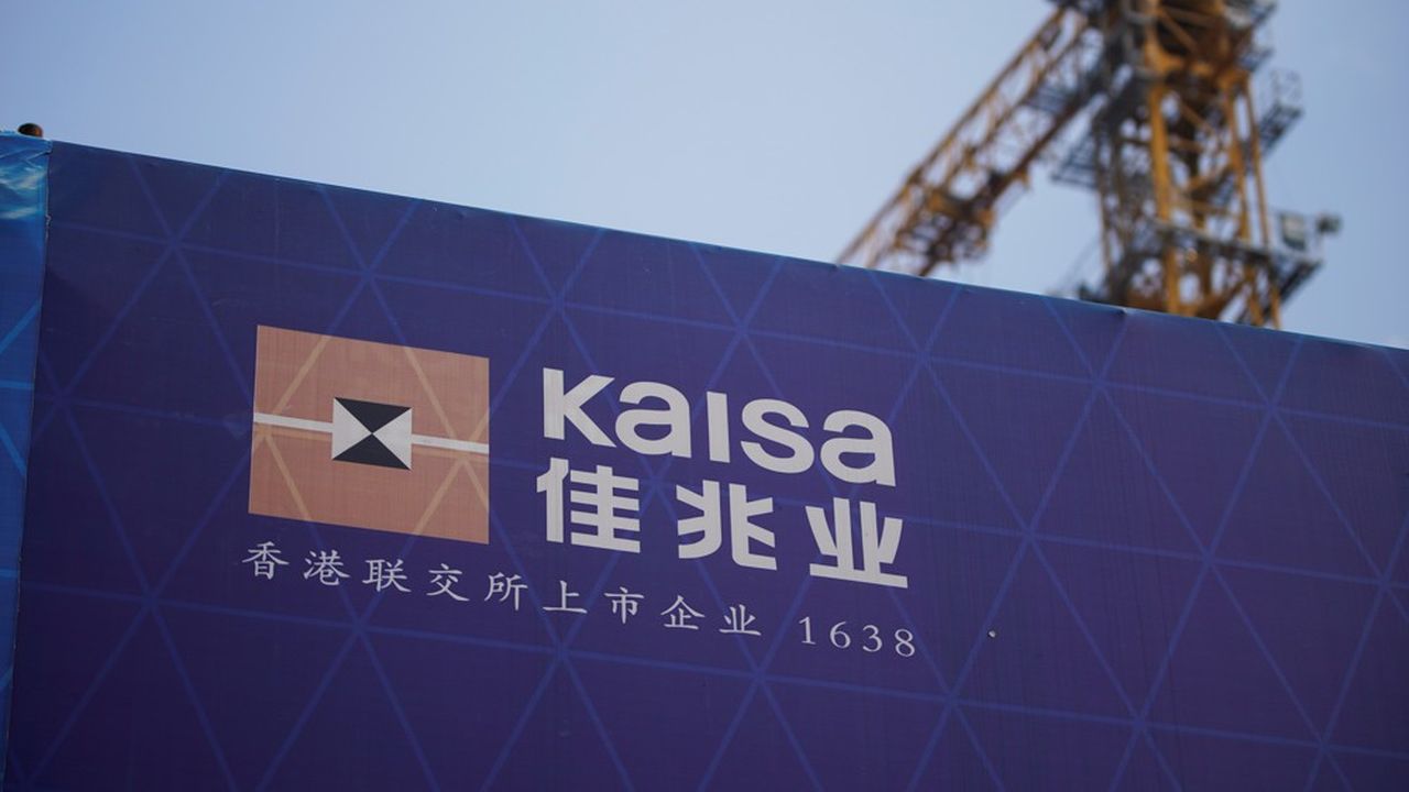Kaisa a décidé a décidé de faire appel à deux cabinets spécialisés pour pouvoir restructurer sa dette.