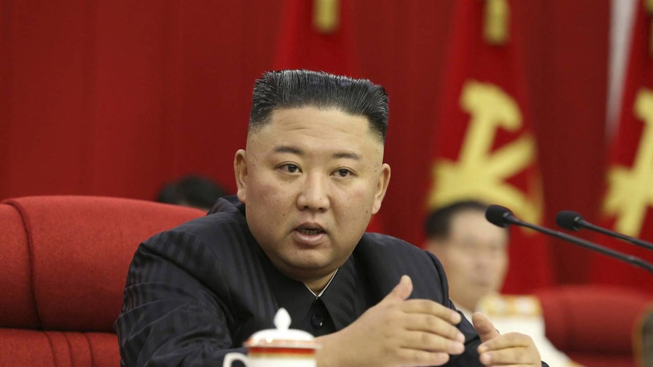 Kim Jong-un Il a imposé son propre style en se montrant extrêmement pragmatique et en s'appuyant moins sur l'idéologie que ses prédécesseurs.