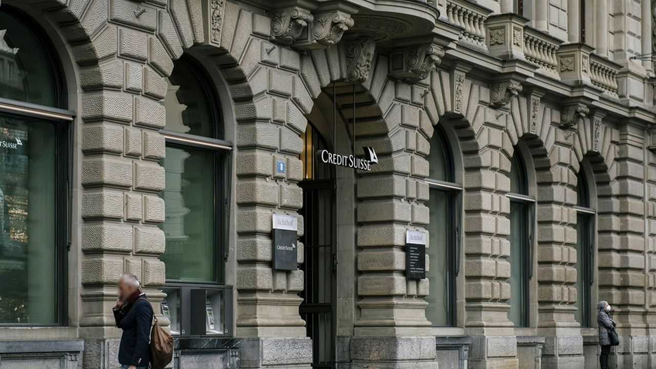 Credit Suisse soupçonne un conflit d'intérêts de la part de SoftBank, à la fois actionnaire de Greensill et d'un client de la fintech tombée en faillite.