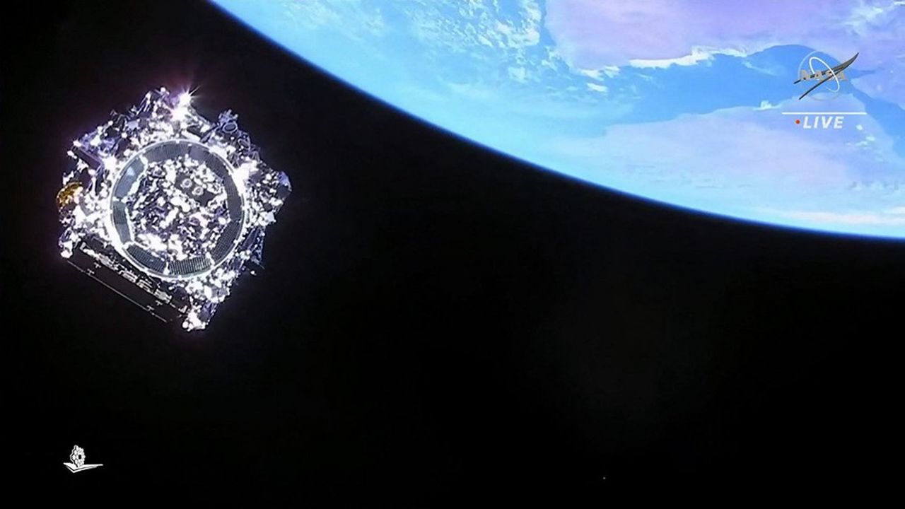 L'étage supérieur d'Ariane 5 a capturé cette dernière image du télescope James Webb, après la séparation.
