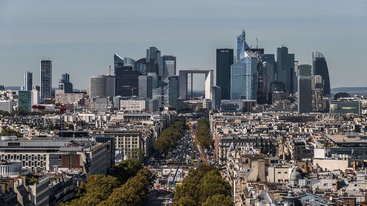 Les gendarmes français de la finance invitent les acteurs de la place à poursuivre leurs efforts en faveur du climat.