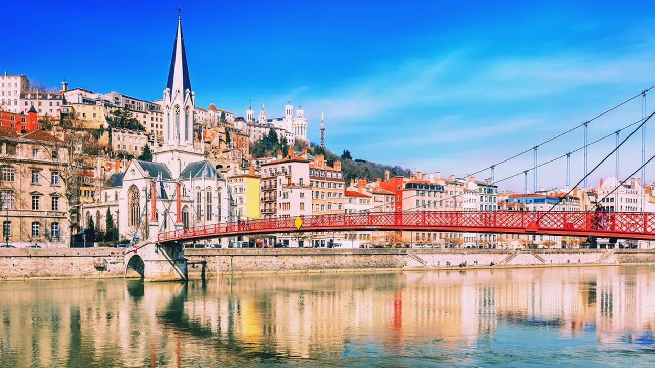 Grégory Doucet, le maire de Lyon, veut « lutter contre les dérives des meublés de tourisme ».