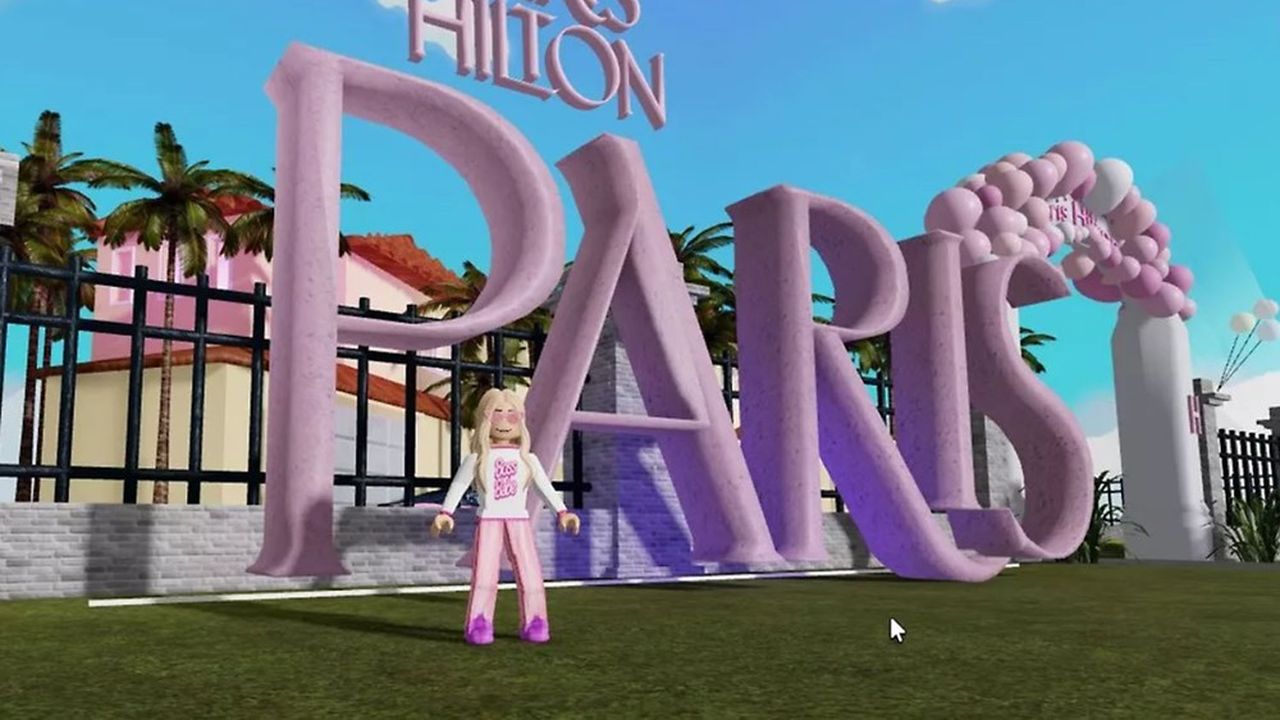 Paris Hilton a lancé son propre espace virtuel dans le jeu vidéo Roblox.