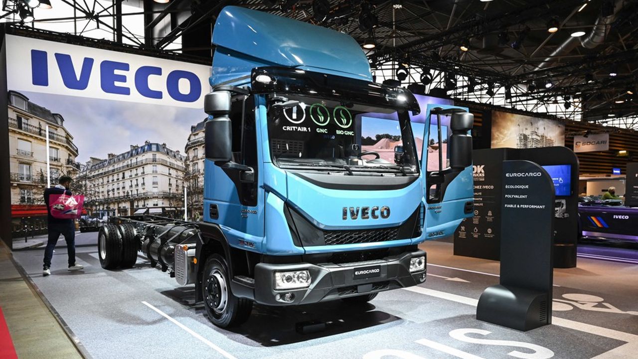 Iveco représente la branche camions et bus du groupe CNH Industrial, qui garde les activités machines agricoles et de chantier.