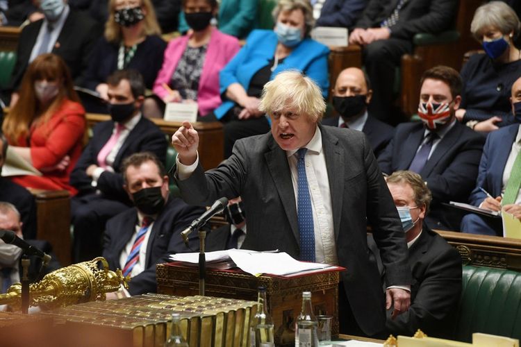 Le premier ministre britannique, Boris Johnson, fait face à une révolte larvée d'une frange de son propre parti conservateur.