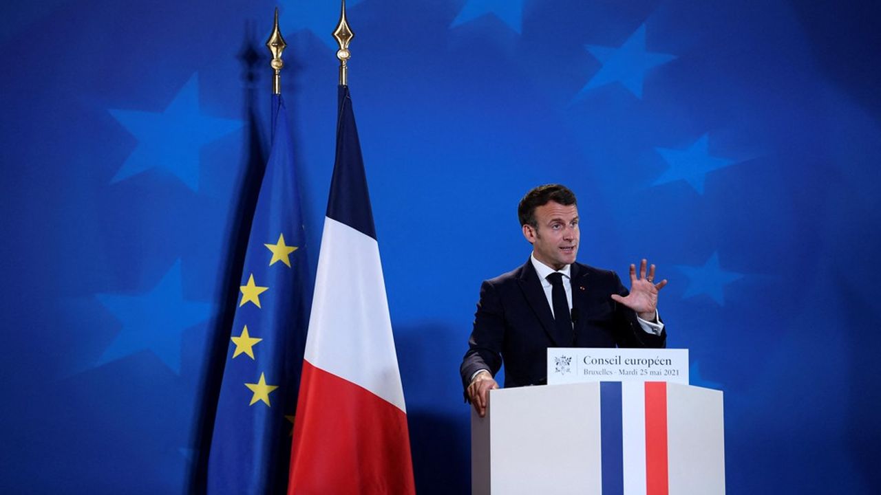 Le président Emmanuel Macron lors d'une conférence de presse à Bruxelles, le 25 mai 2021.