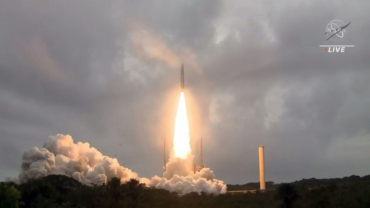 La précision du tir du James Webb Telescope sur Ariane 5 le 25 décembre dernier a permis des gains de carburants, qui garantissent au télescope une durée de vie plus proche de dix ans que du minimum garanti de cinq ans.