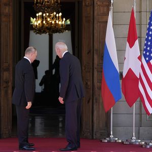 Dernière rencontre en face à face du président américain, Joe Biden, et du président russe, Vladimir Poutine, en juin dernier à Genève.