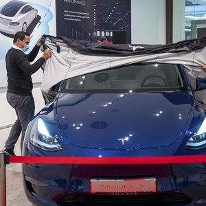 Le démarrage de l'usine de Tesla à Berlin, qui assemblera des Model Y, devrait doper les ventes européennes du SUV de la firme américaine.
