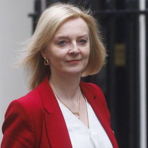 La ministre britannique des affaires étrangères, Liz Truss, reprend le flambeau de David Frost après la démission de ce dernier en décembre.
