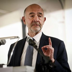 Pierre Moscovici, premier président de la Cour des comptes, estime que le versement automatique du RSA n'est pas la bonne réponse au non-recours.