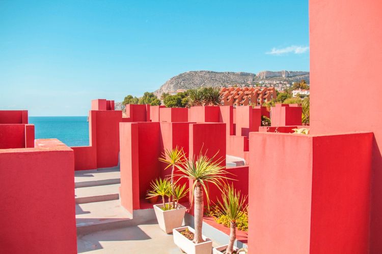 La Muralla Roja dans la région d'Alicante en Espagne.