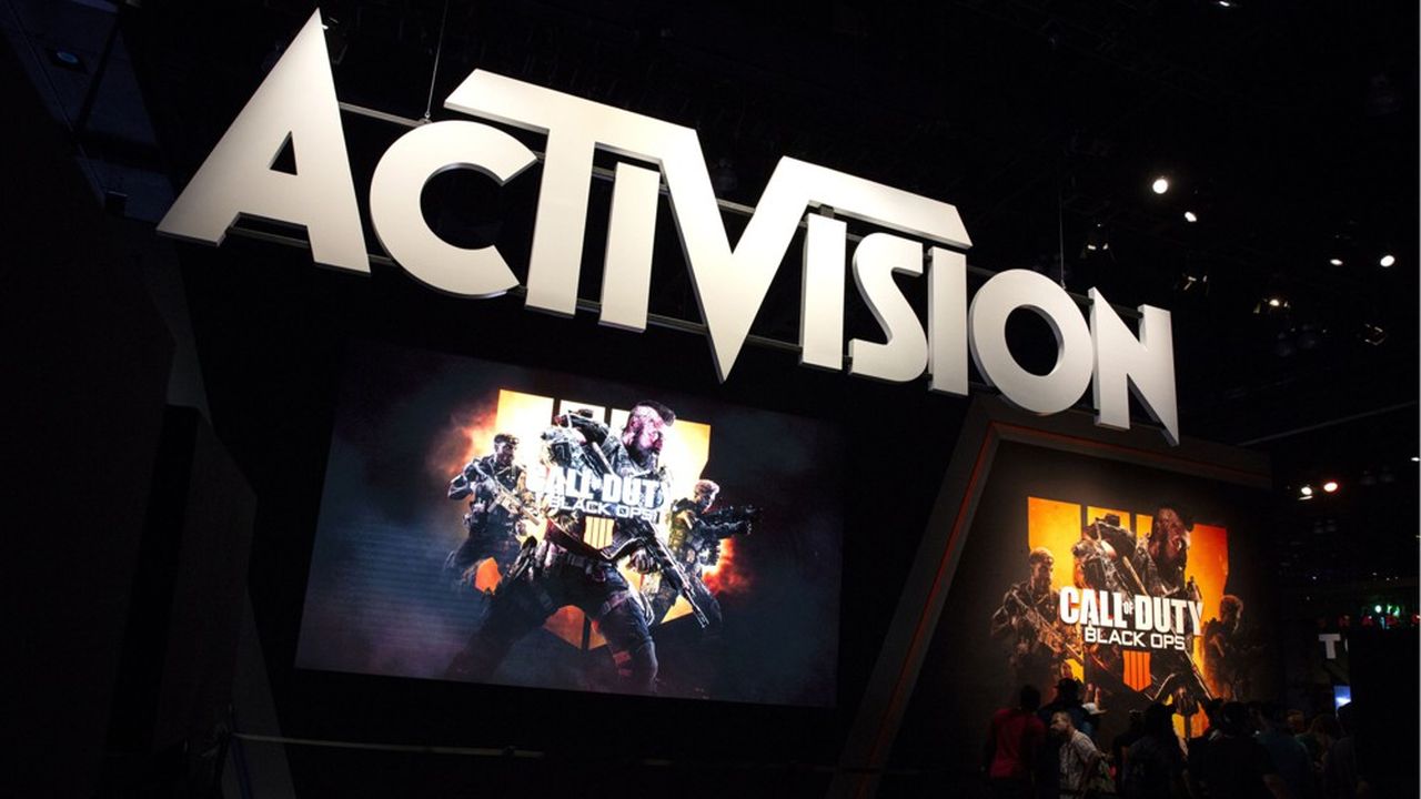 Le prix proposé par Microsoft pour le rachat d'Activision représente une surprime de 45 % par rapport au cours de clôture en Bourse lundi soir du groupe qui a la main sur les franchises phares que sont Call of Duty, Candy Crush ou encore World of Warcraft.