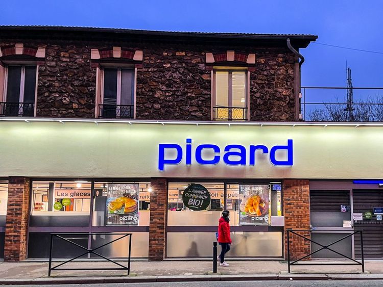 Aujourd'hui encore, sur 1.055 magasins Picard en métropole, 496 sont implantés en Ile-de-France et Provence-Alpes-Côte d'Azur.