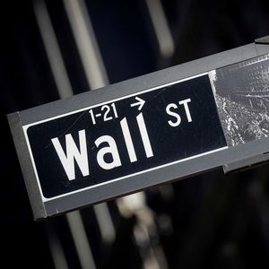 Depuis 2007 et la crise financière, les rémunérations des grandes firmes de Wall Street ont crû de plus de 30 milliards de dollars.