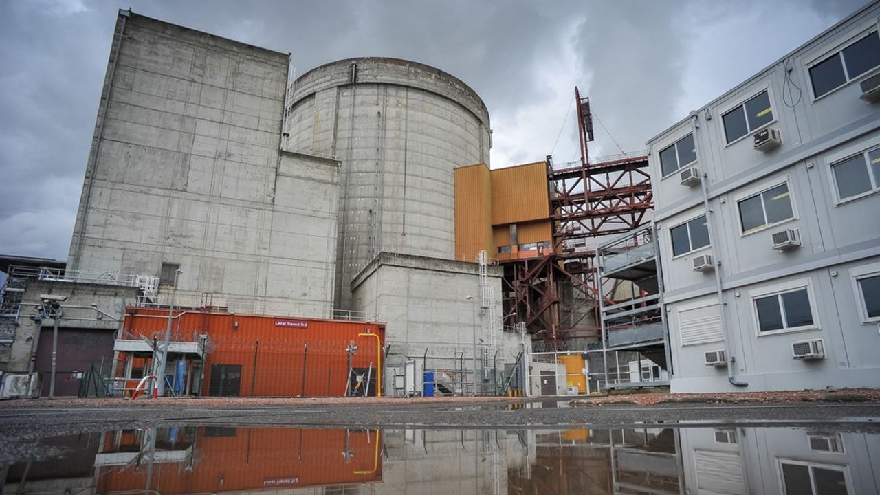 Le réacteur n°2 de la centrale de Chinon (Indre-et-Loire) avait baissé, cette nuit, son niveau de production d'électricité en soutien à la grève des salariés d'EDF contre les mesures prises par le gouvernement pour maintenir la hausse de la facture des consommateurs.