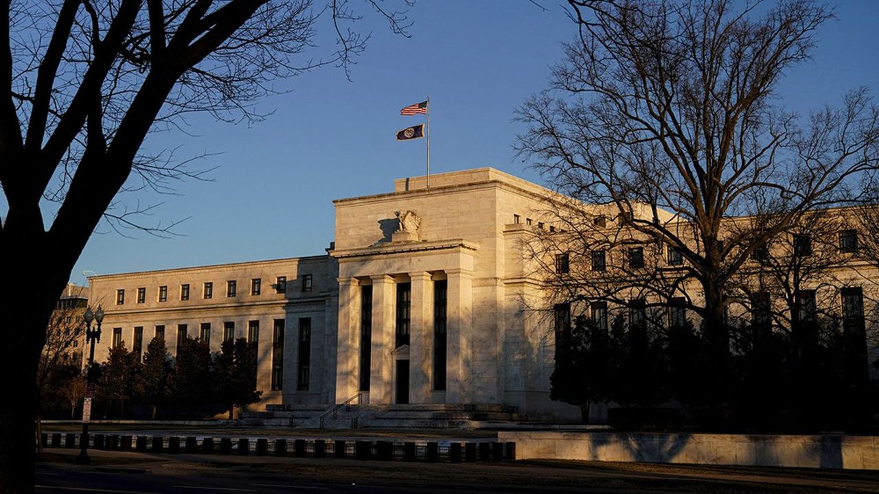 La Fed veut modérer les attentes en matière de hausse de taux cette année pour contrer l'inflation galopante aux Etats-Unis.