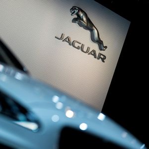 Jaguar Land Rover va faire équipe avec BNP Paribas pour proposer la commercialisation de services financiers.