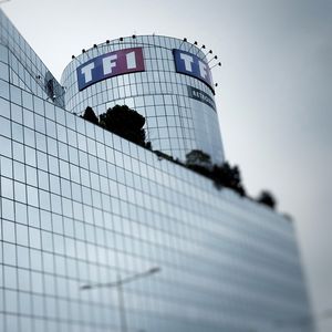 En 2021, le chiffre d'affaires du groupe TF1 a crû de près de 17 % sur un an. A 2,43 milliards d'euros, il est aussi de 3,8 % supérieur à celui de 2019.