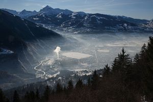 La vallée de l'Arve depuis la station de Passy-Plaine-Joux en Haute Savoie.