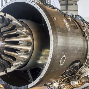 Pratt & Whitney va devoir concevoir un système complet de propulsion capable de fonctionner avec de l'hydrogène liquide à moins 253°C (ici un moteur PW812D de Falcon 6X).