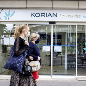 Vu le séisme déclenché par Orpea sur les Ehpad en France, Korian ne maintient pas son objectif d'une croissance de 10 % du chiffre d'affaires cette année, dont une partie de croissance externe. Il vise désormais « une croissance organique supérieure à 4 % ».