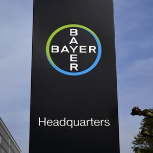 Tous les nuages n'ont pas été dégagés au-dessus de Bayer depuis l'acquisition de Monsanto en 2018.