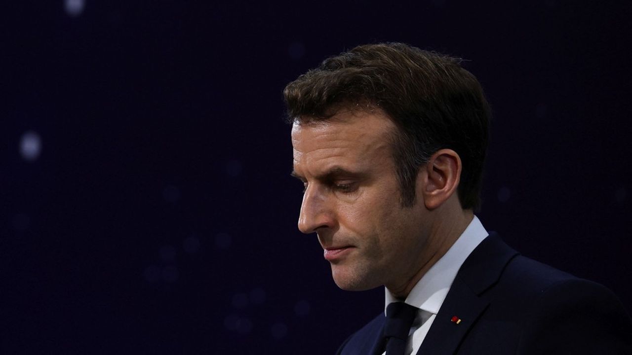Ils sont 6 Français sur 10 à porter un regard négatif sur le bilan d'Emmanuel Macron.