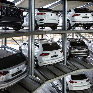 L'usine de Wolfsburg, la plus grosse usine de Volkswagen dans le monde, est au chômage partiel depuis ce lundi.