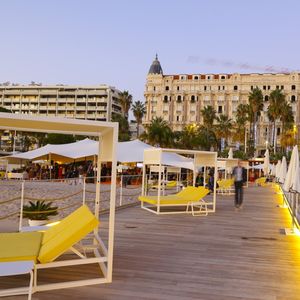 Le tourisme russe est limité au littoral, Nice et la Riviera, mais aussi le cap d'Antibes et Cannes.