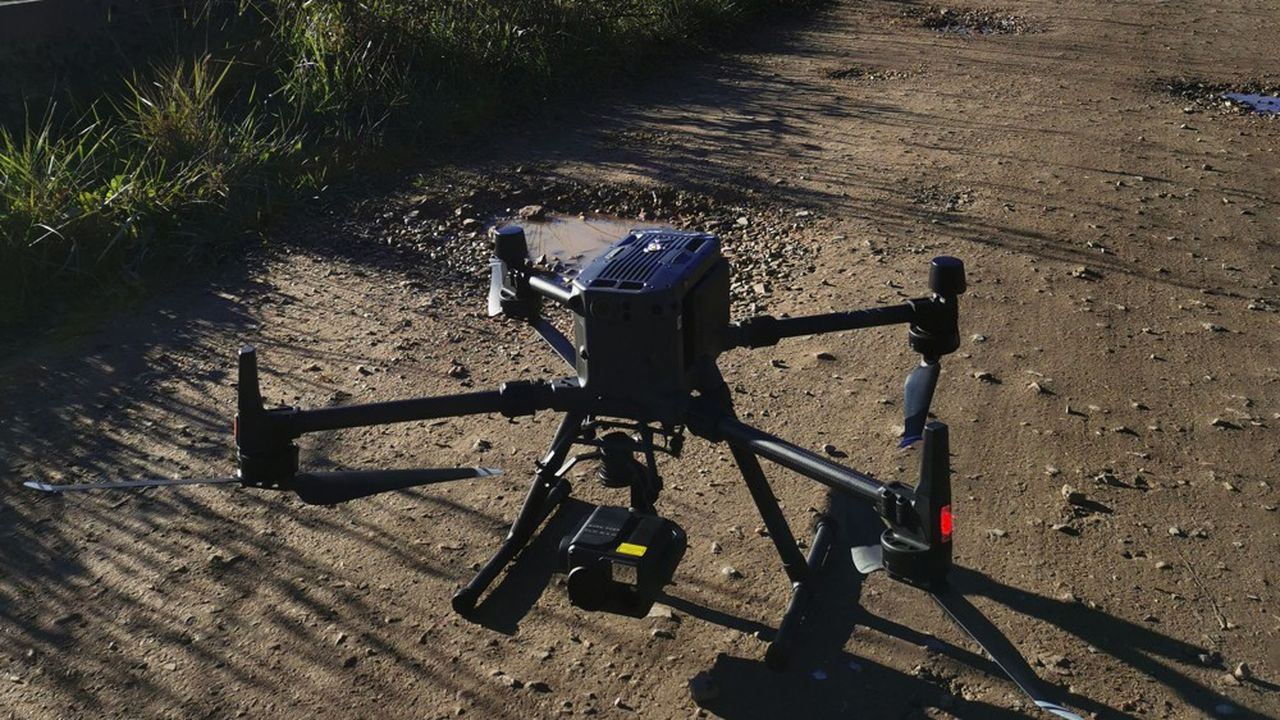 Le premier drone professionnel qui surveille la faune sauvage