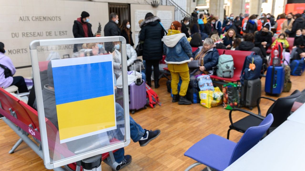 Gobierno espera que «100.000 refugiados» huyan de Ucrania a Francia
