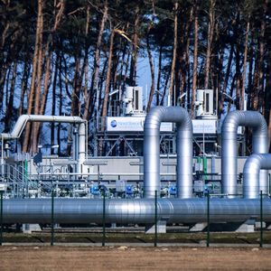 Engie est actionnaire à hauteur de 9 % du gazoduc Nord Stream 1, contrôlé par Gazprom, et qui n'est pas touché par les sanctions à ce stade.