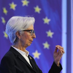 Christine Lagarde a annoncé jeudi dernier une accélération de la réduction des achats d'actifs, avec à la clé une baisse de 150 à 200 milliards d'euros du soutien aux Etats.