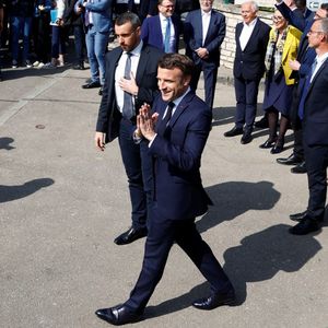 Emmanuel Macron, ce lundi lors d'un déplacement de campagne à Dijon.