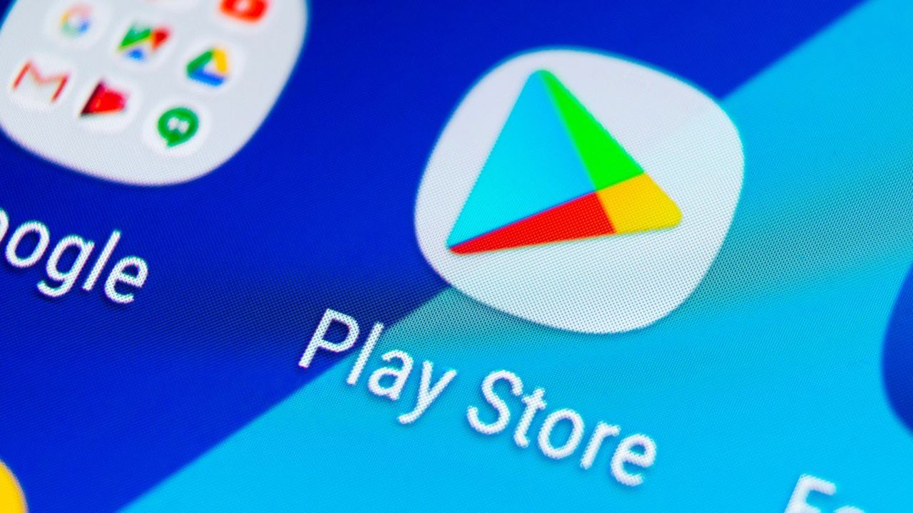 Google est sanctionné pour avoir imposé ses tarifs aux développeurs qui voulaient distribuer leurs applications sur sa plateforme Play Store.