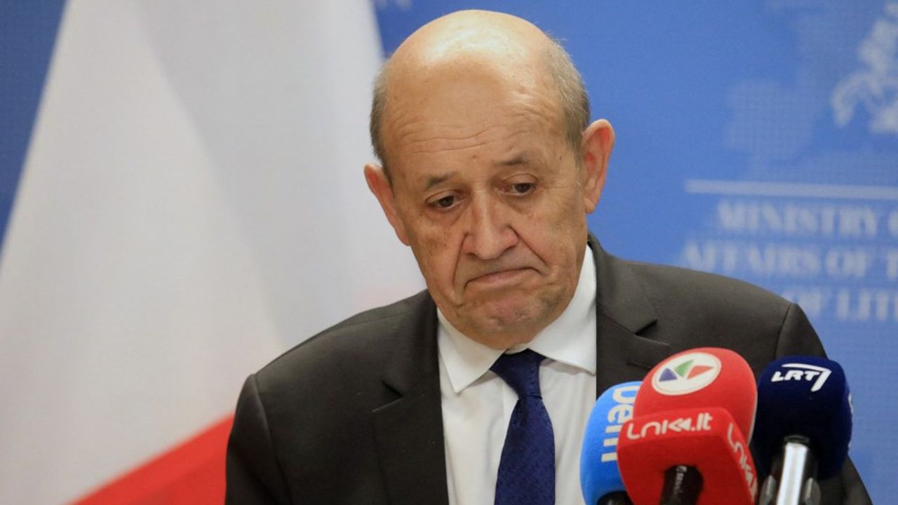 « Les crimes de la Russie de Poutine en Ukraine ne pourront pas rester impunis », a déclaré Jean-Yves Le Drian, interrogé dans l'émission « C à vous », sur la chaîne France 5.