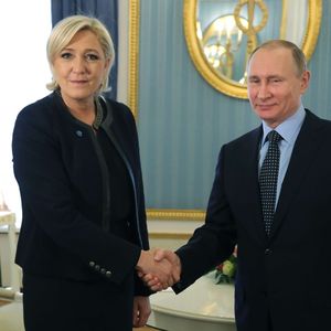 Marine Le Pen avait été reçue au Kremlin, le 24 mars 2017, un mois avant le premier tour de la présidentielle française.
