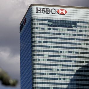 La banque sino-britannique HSBC a dû mettre de côté 642 millions de dollars de côté, dont une bonne partie est liée aux conséquences de la guerre en Ukraine.