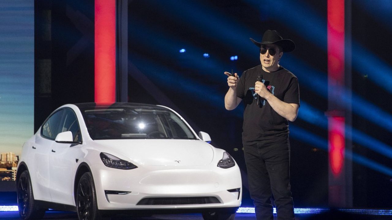 Pour financer le rachat de Twitter, Elon Musk a vendu plusieurs millions d'actions Tesla.