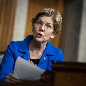 Pour la sénatrice démocrate Elizabeth Warren, l'exemption des fonds de private equity aux règles anti-blanchiment « met en danger la sécurité nationale ».