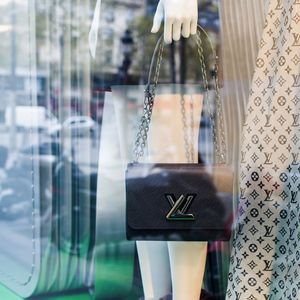 Pour la première fois de son histoire au sein des classements Brand Finance France, Louis Vuitton s'empare du titre de marque française la plus valorisée.