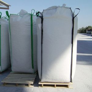 Les industriels utilisent ces sacs en polypropylène pour le transport de charges de 500 kg à 2,5 tonnes.