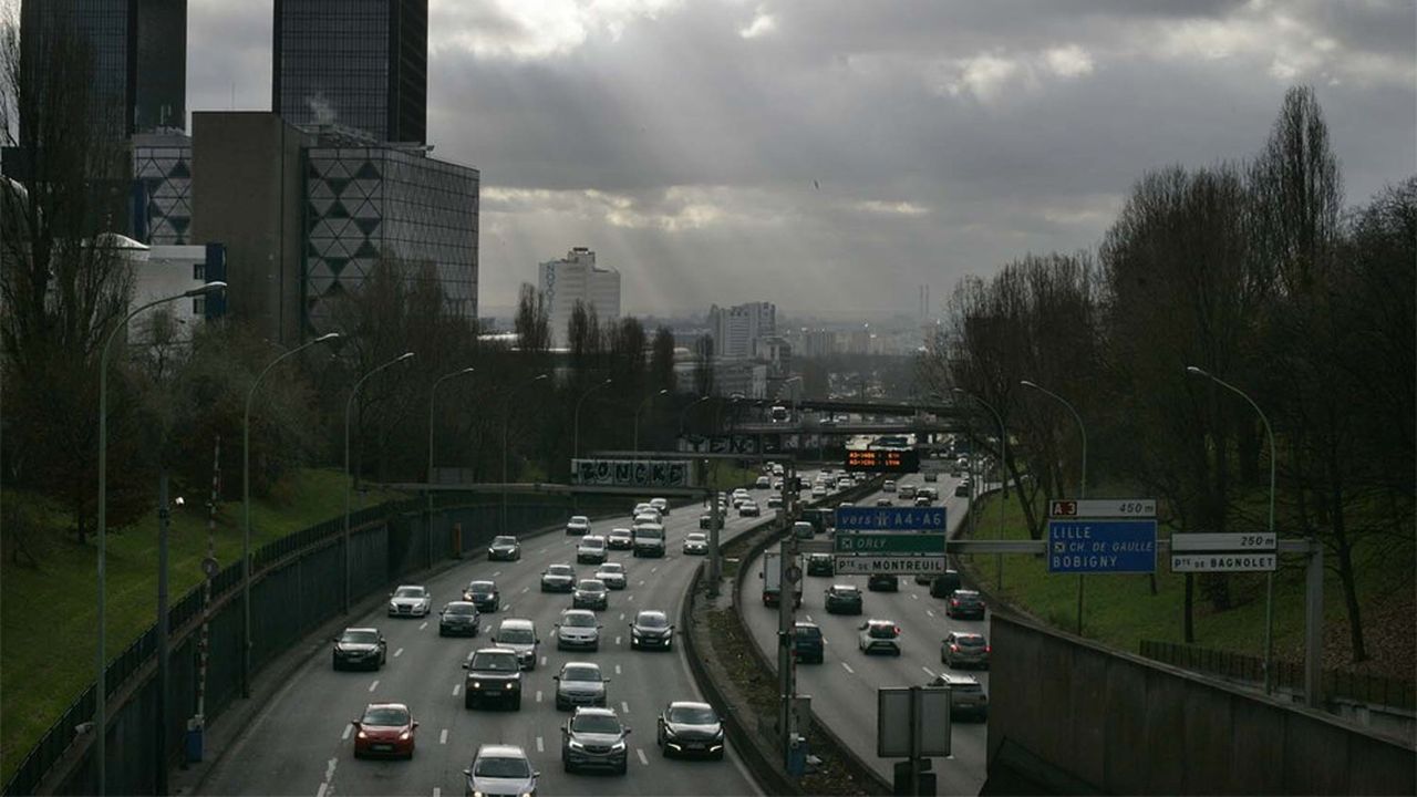 Le périphérique parisien est emprunté chaque jour par plus de 1 million de véhicules.