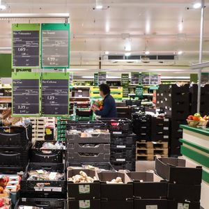 Dans un supermarché à Berlin. Les prix alimentaires ont grimpé en Allemagne de 11,1 % en mai sur un an.
