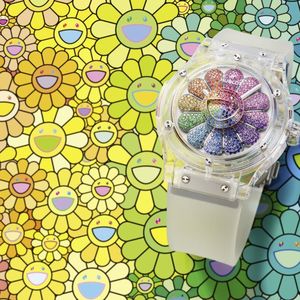 Classic Fusion Takashi Murakami Sapphire Rainbow : cette série limitée de montres s'accompagne de la présentation d'une édition limitée d'un NFT de l'artiste pour Hublot.