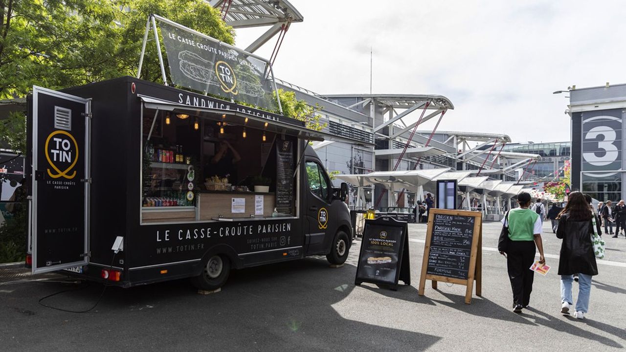 Les food trucks ont déserté les espaces publics pour privilégier l'événementiel privé comme Totin, à la Foire de Paris en 2022, porte de Versailles.