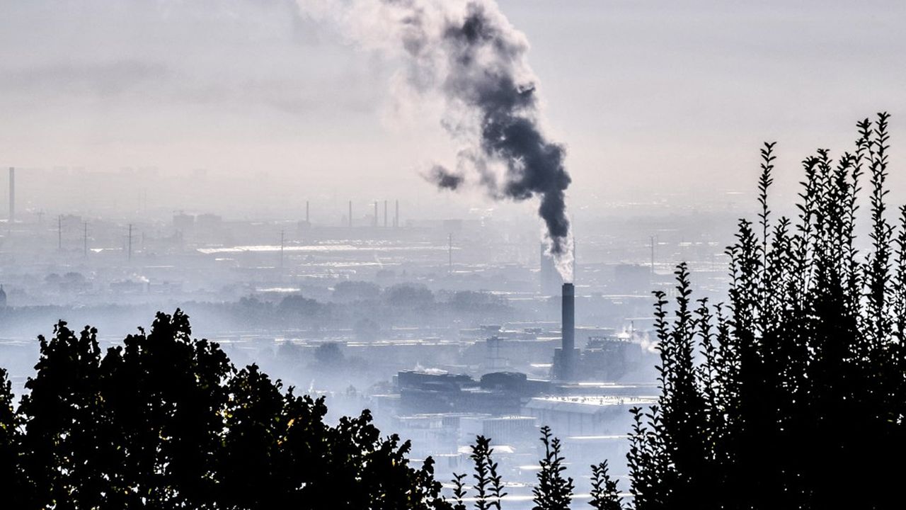 L'Union européenne est la première entité politique à avoir instauré un marché du carbone à grande échelle