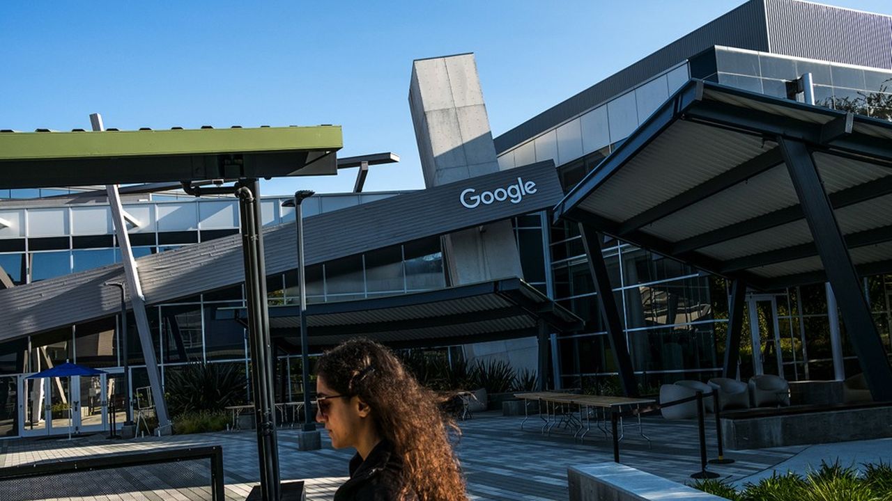 Google a accepté que ses pratiques de salaire et de recrutement soient examinées par des tiers parties.
